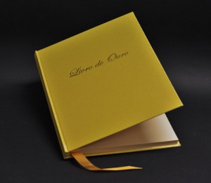 caderno-assinatura-livro-de-ouro-diversas-cores-D_NQ_NP_853215-MLB25151682100_112016-O